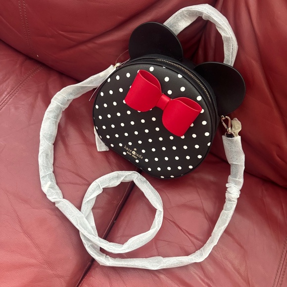 kate spade Handbags - Disney x kate Spade Minnie Mouse crossbody bag    New with tags